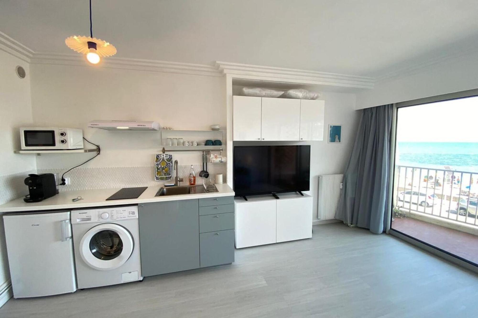 06At1 - Cosy Seaside Studio In An Ideal Location Antibes Exteriör bild