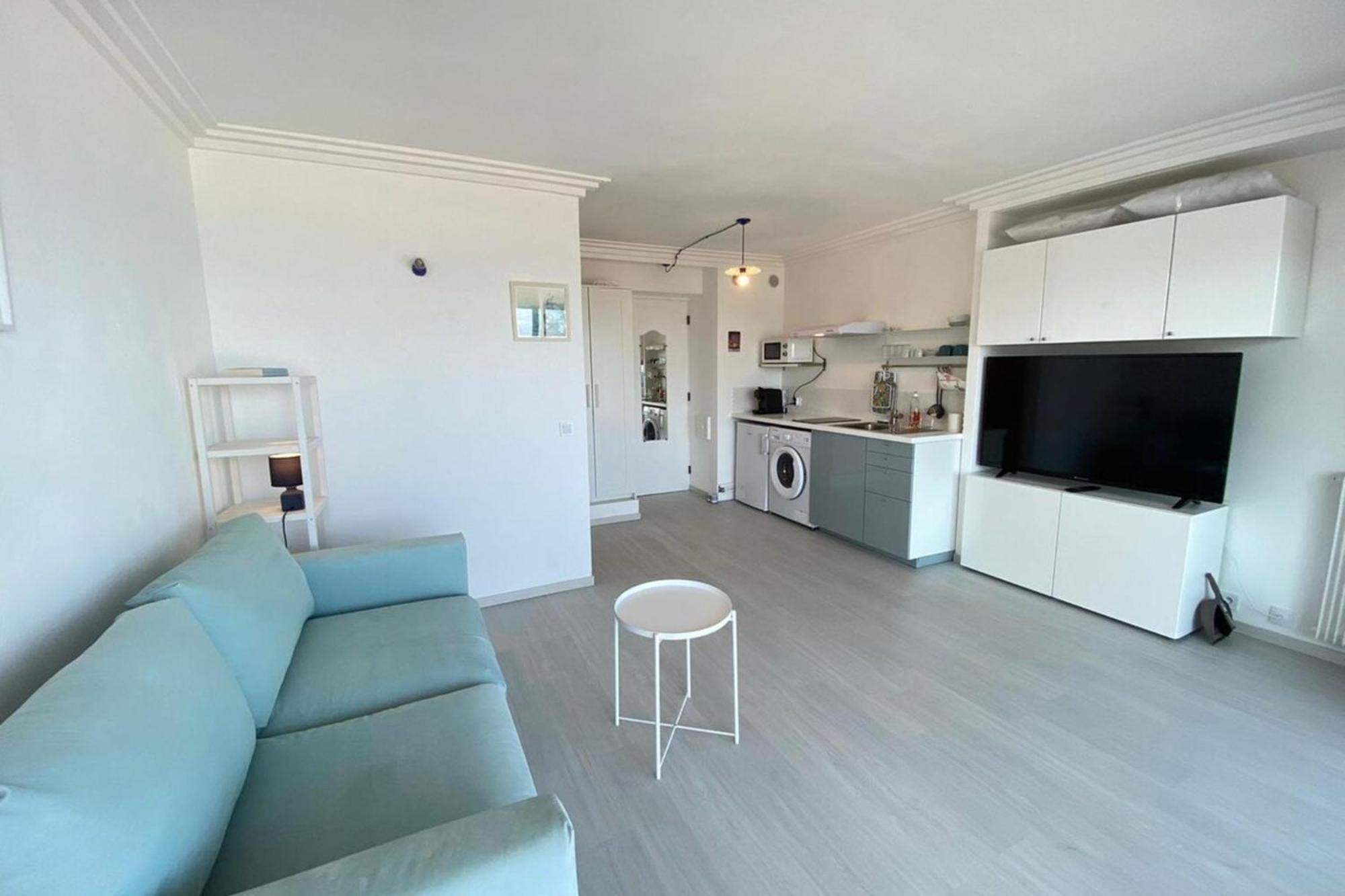 06At1 - Cosy Seaside Studio In An Ideal Location Antibes Exteriör bild